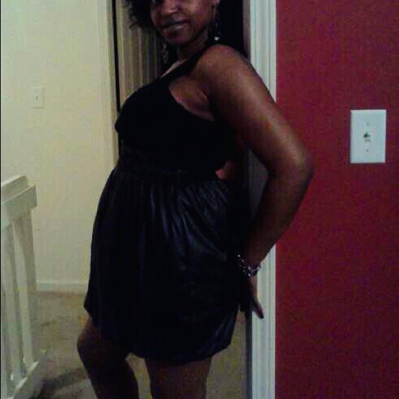 CHARLOTTE RUSSE short black party dress Large - Picture 2 of 6